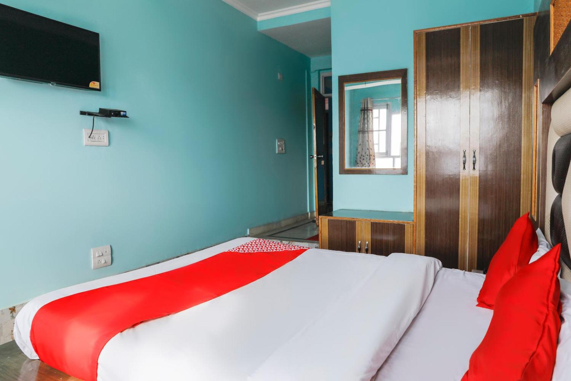 OYO 70586 Hotel Sobo Central Srīnagar Exteriér fotografie